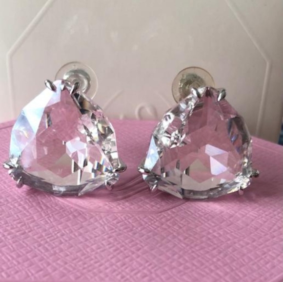 Swarovski Jewelry - Swarovski Mesmera Earrings